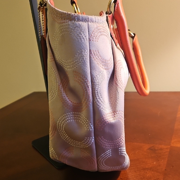 Coach Ashley Dotted Op Art Tote in Khaki With Salmon Interior (F23311) - Picture 9 of 11